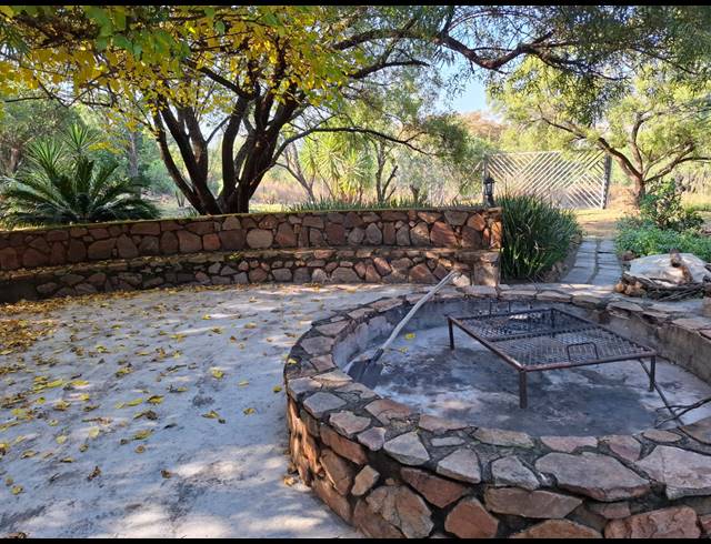 12HA SMALLHOLDING FOR SALE IN GROOTFONTEIN